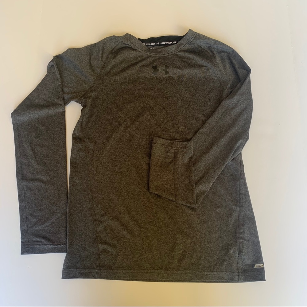 Very Good Under Armour Boys Large Grey Longsleeve